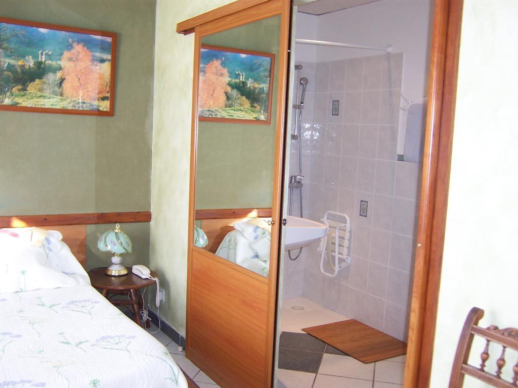 Auberge Hotel De Tournemire - Cantal Rum bild